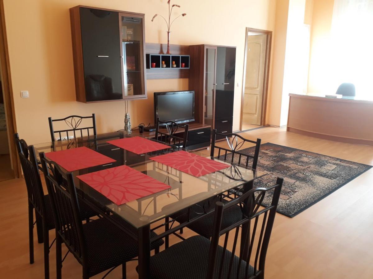 Piac Utcai Apartman Дебрецен Экстерьер фото